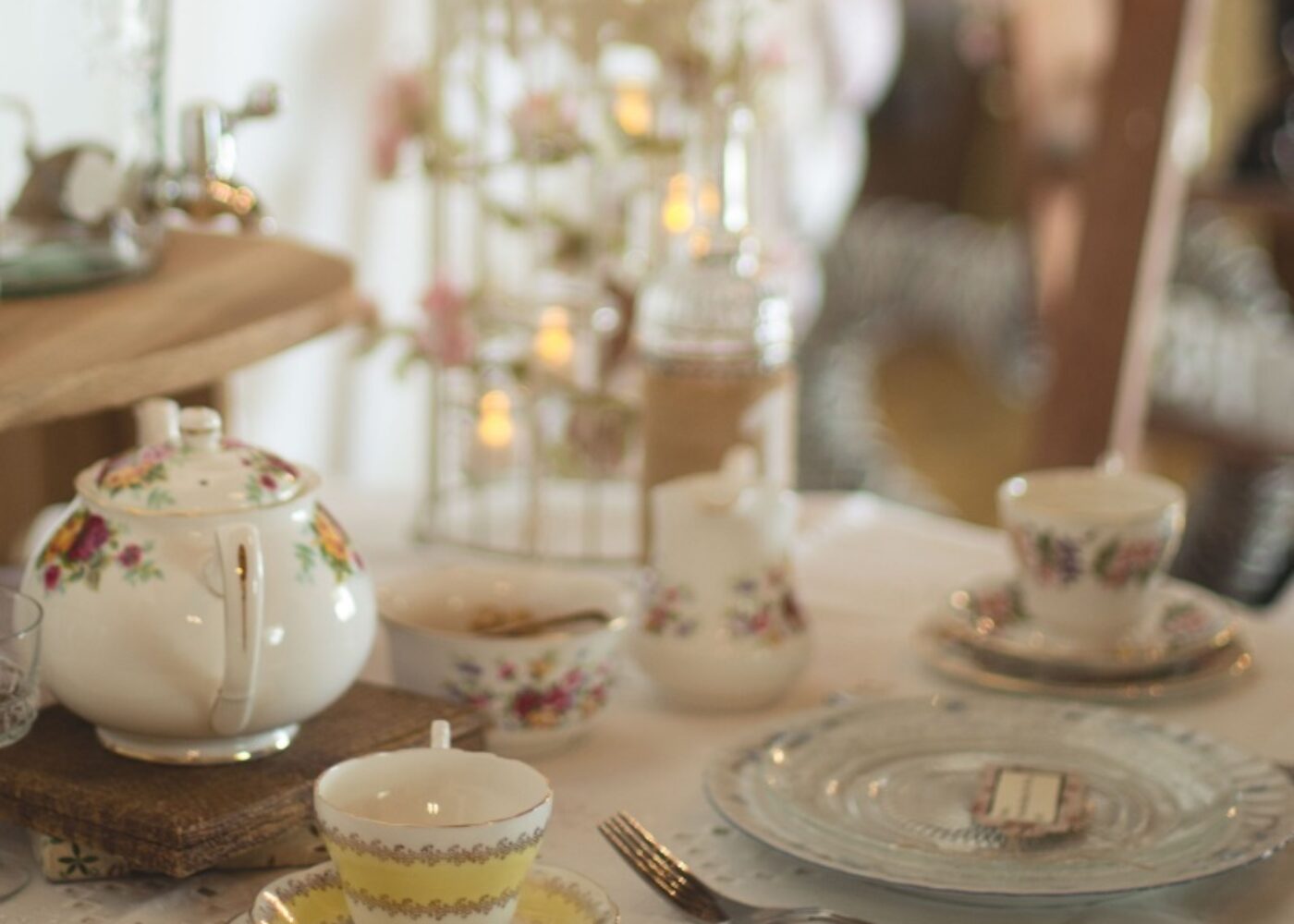 Vintage wedding venue teaset