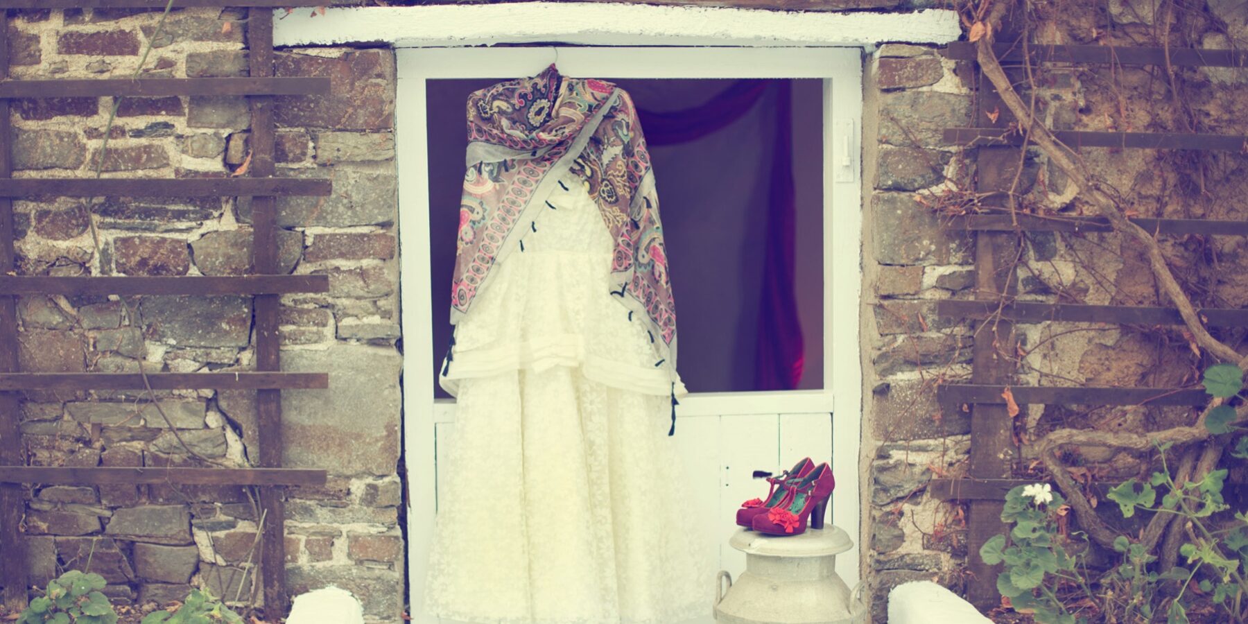rustic wedding venue clothes