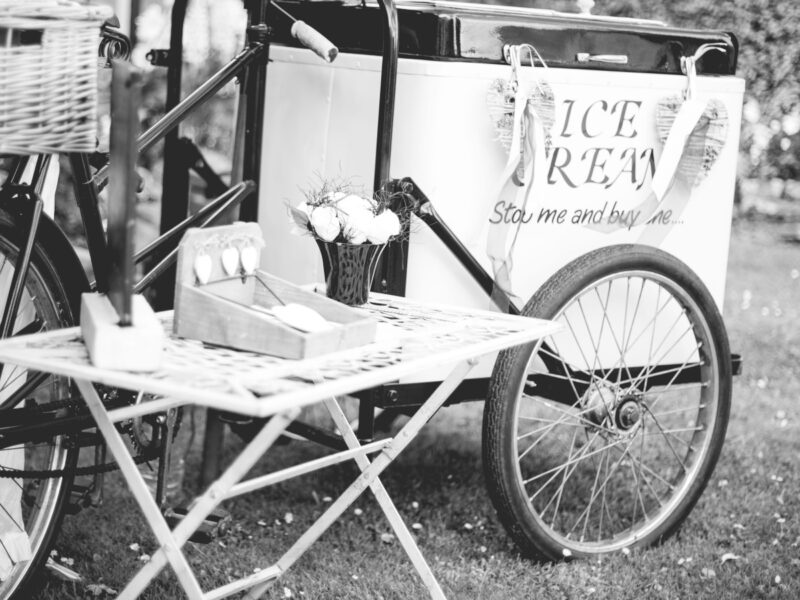 rustic wedding venue icecream bike