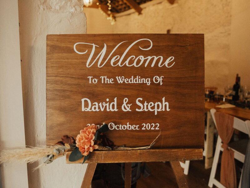 Devon wedding venue autumn steph dave welcome barn