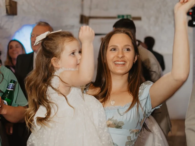 Where are there wedding barns in north devon